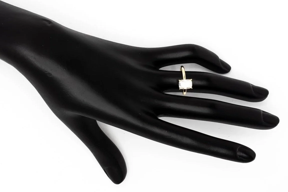 (H)Yellow Gold Solitaire Cushion Brilliant Cut Lab Grown Diamond Engagement Ring