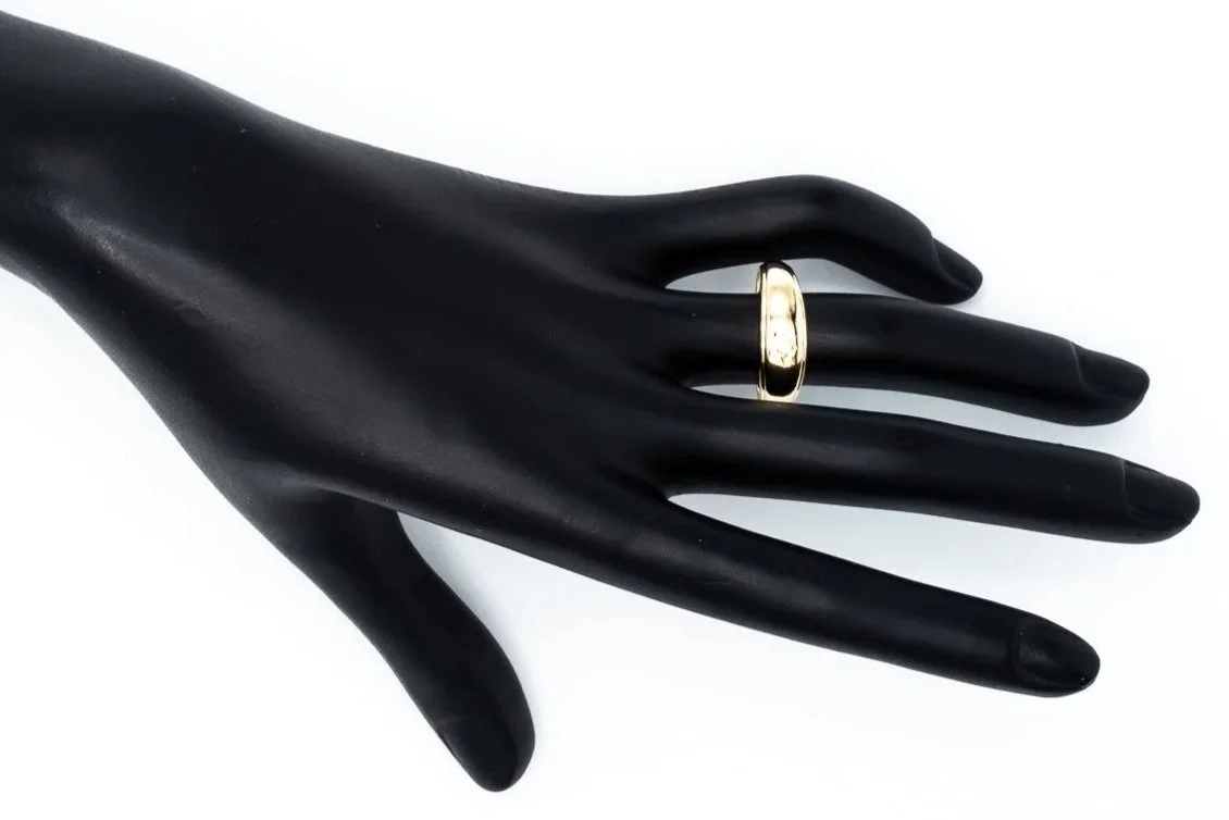 (H)Yellow Gold Solitaire Round Brilliant Cut Diamond Men's Band
