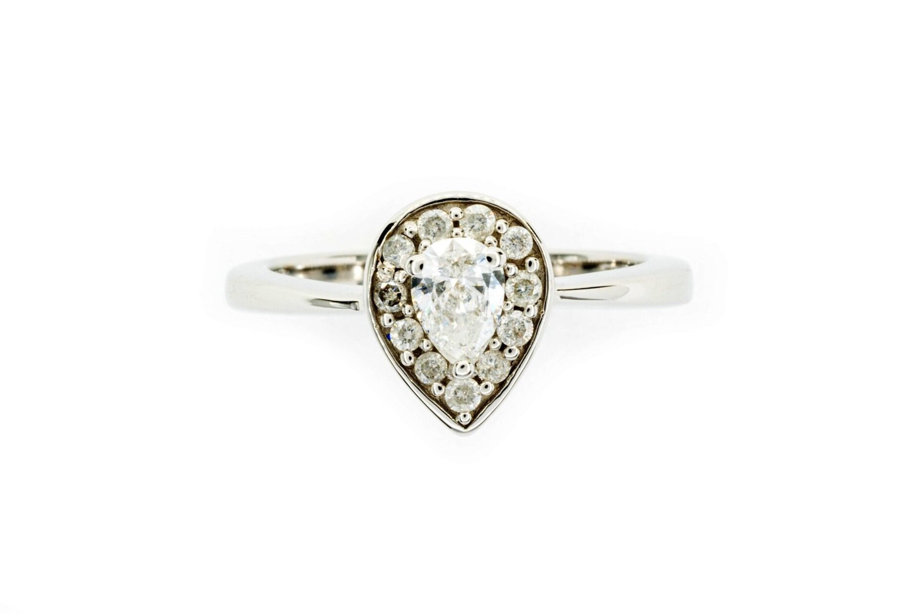 (T)White Gold Pear Cut Diamond Engagement Ring