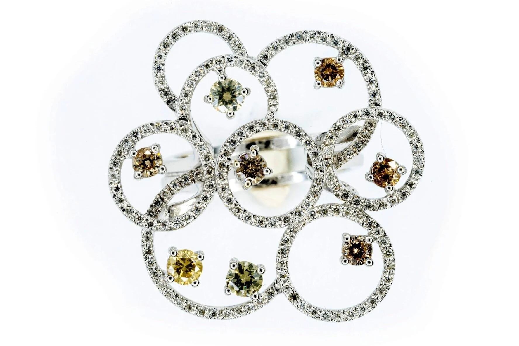 (T)White Gold Round Cut Multi Diamond Ring