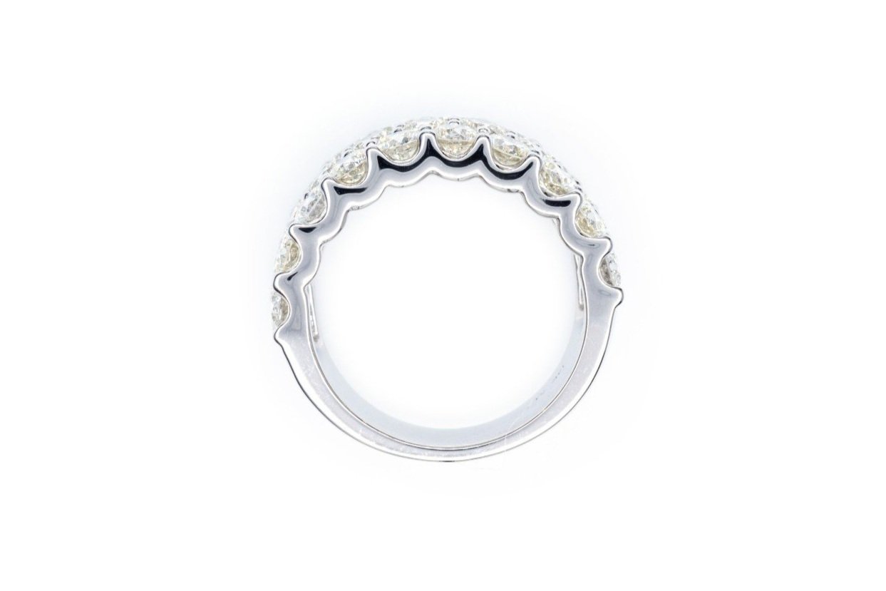 (F)White Gold Round Brilliant Cut Diamond Band