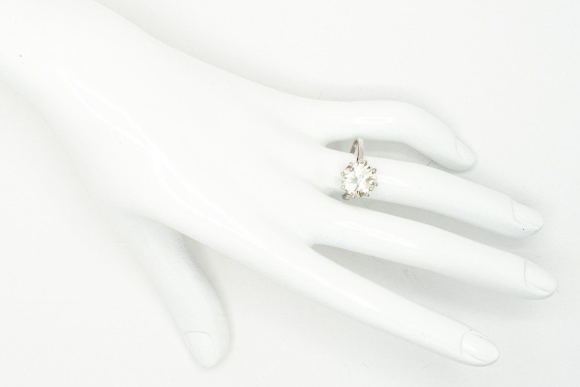 (H)White Gold Solitaire Round Brilliant Cut Diamond Engagement Ring
