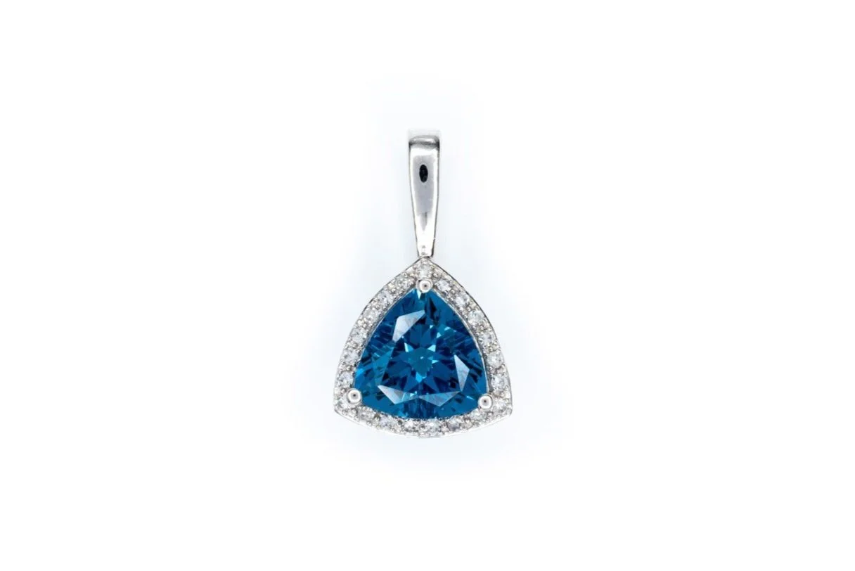 (T)White Gold Diamond Blue Topaz Drop Pendant