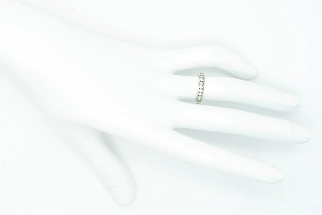 (H)White Gold Round Brilliant Cut Diamond Band