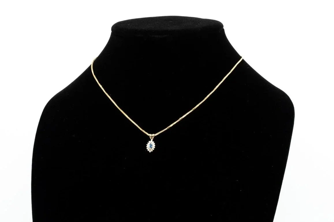 (F)Yellow Gold Diamond Sapphire Cluster Pendant