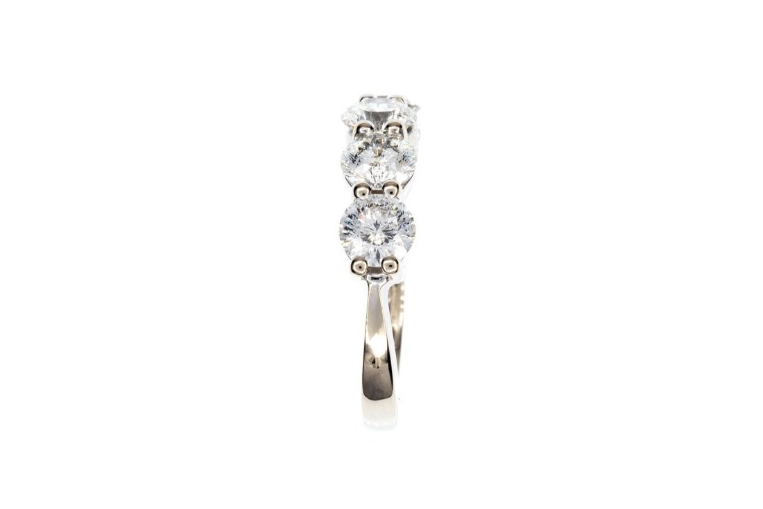 (S)White Gold Round Modified Brilliant Cut Multi Diamond Ring