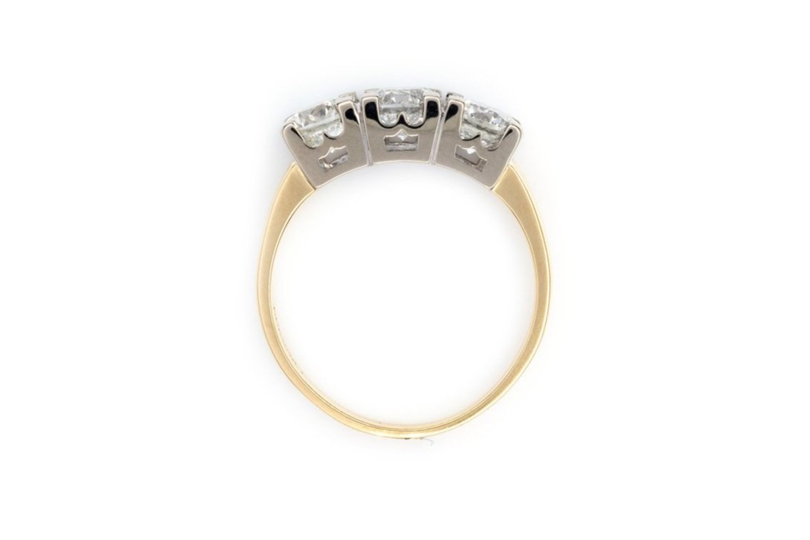 (F)White Yellow Gold Round Brilliant Cut Three Stone Ring