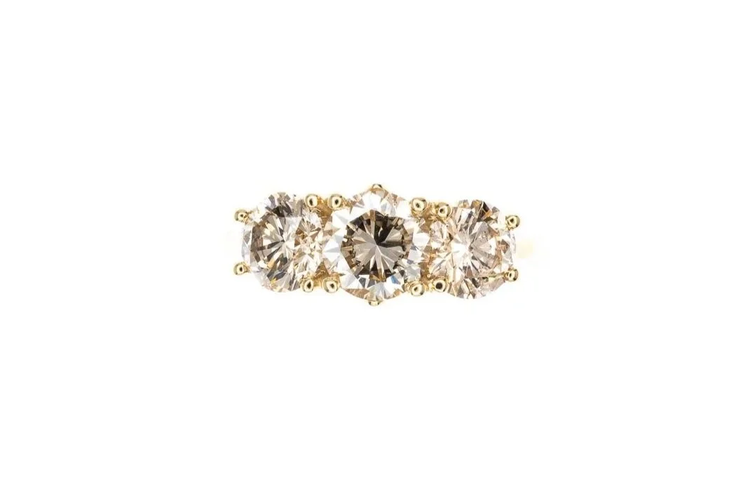 (T)Yellow Gold Round Brilliant Cut Multi Diamond Ring