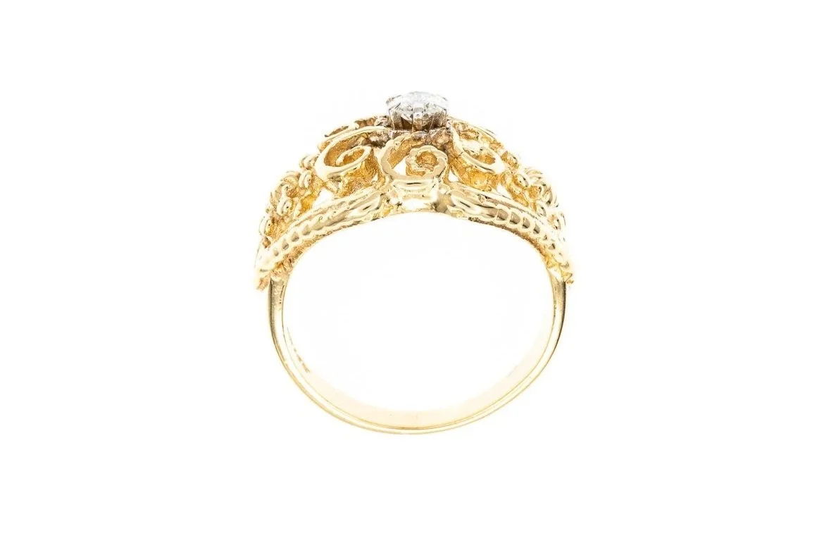 (F)Yellow Gold Solitaire Round Brilliant Cut Diamond Filigree Carved Engagement Ring