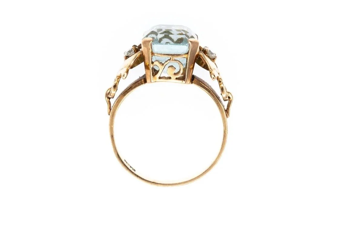 (F)Yellow Gold Diamond Aquamarine Gemstone Ring