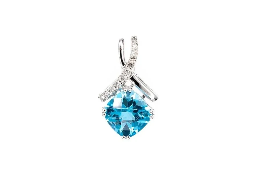 (T)White Gold Diamond Blue Topaz Drop Slider Pendant