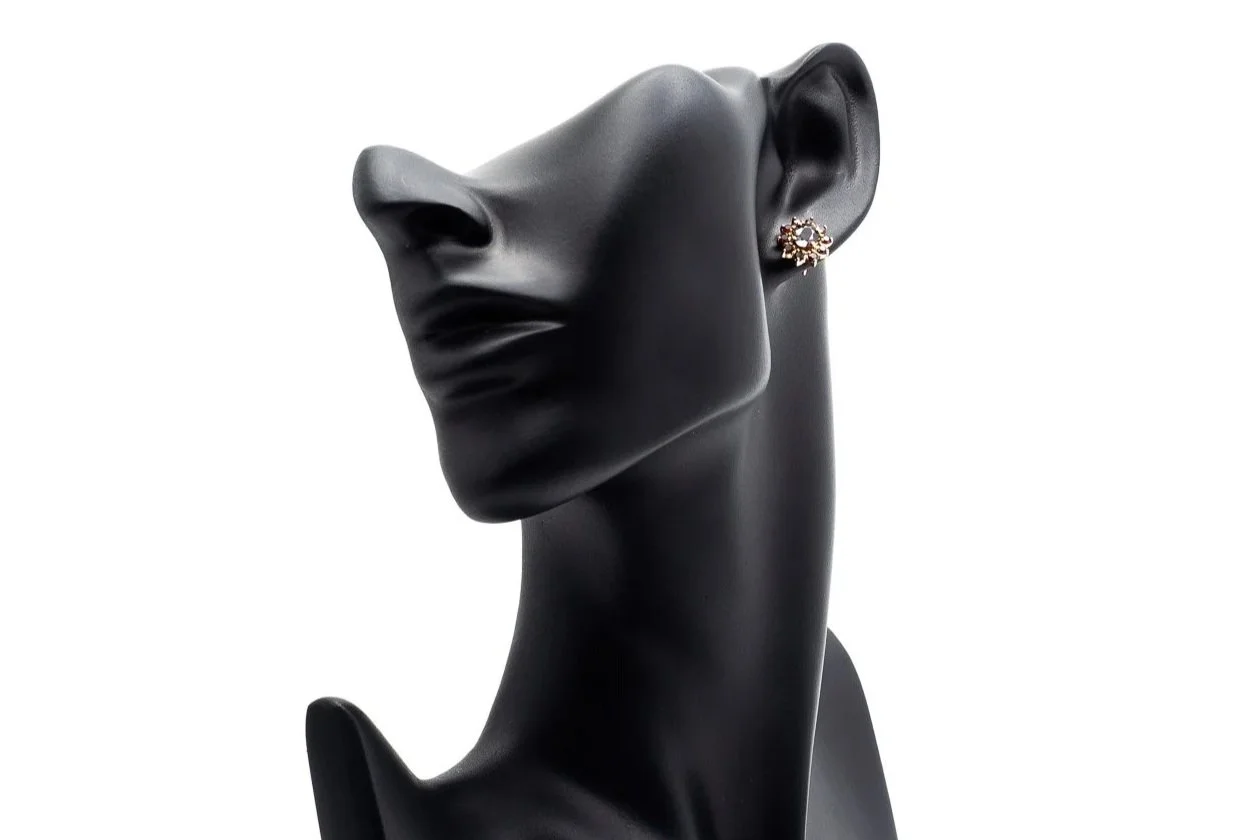 (F)Yellow Gold Almandine Garnet Stud Earrings