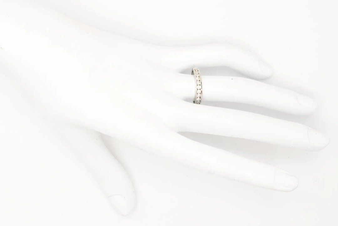 (H)White Gold Round Brilliant Cut Diamond Band