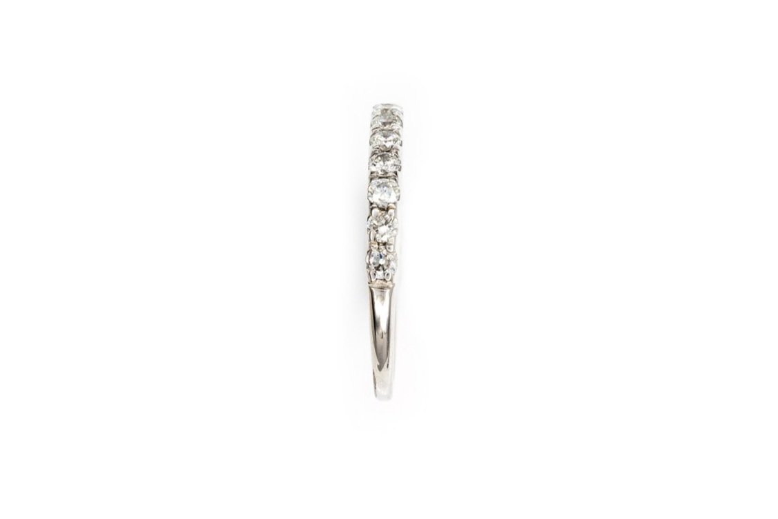(S)White Gold Round Brilliant Cut Diamond Band