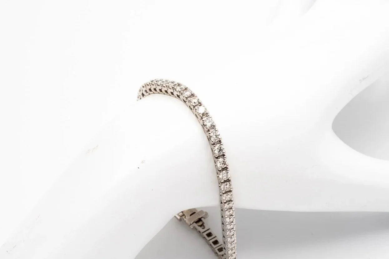 (W)White Gold Round Brilliant Cut Diamond Tennis Bracelet