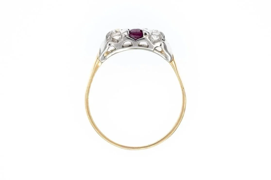 (F)Yellow White Gold Old European Cut Diamond Rhodolite Garnet Three Stone Gemstone Ring