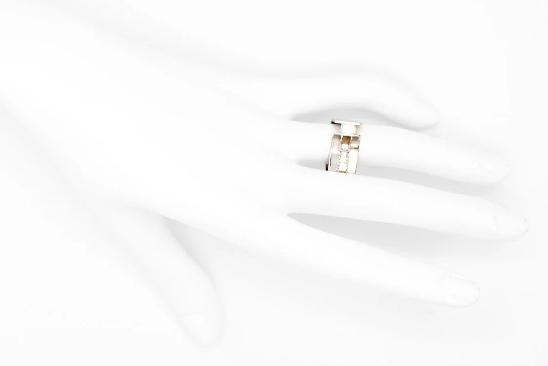 (H)White Gold Emerald Baguette Cut Multi Diamond Ring