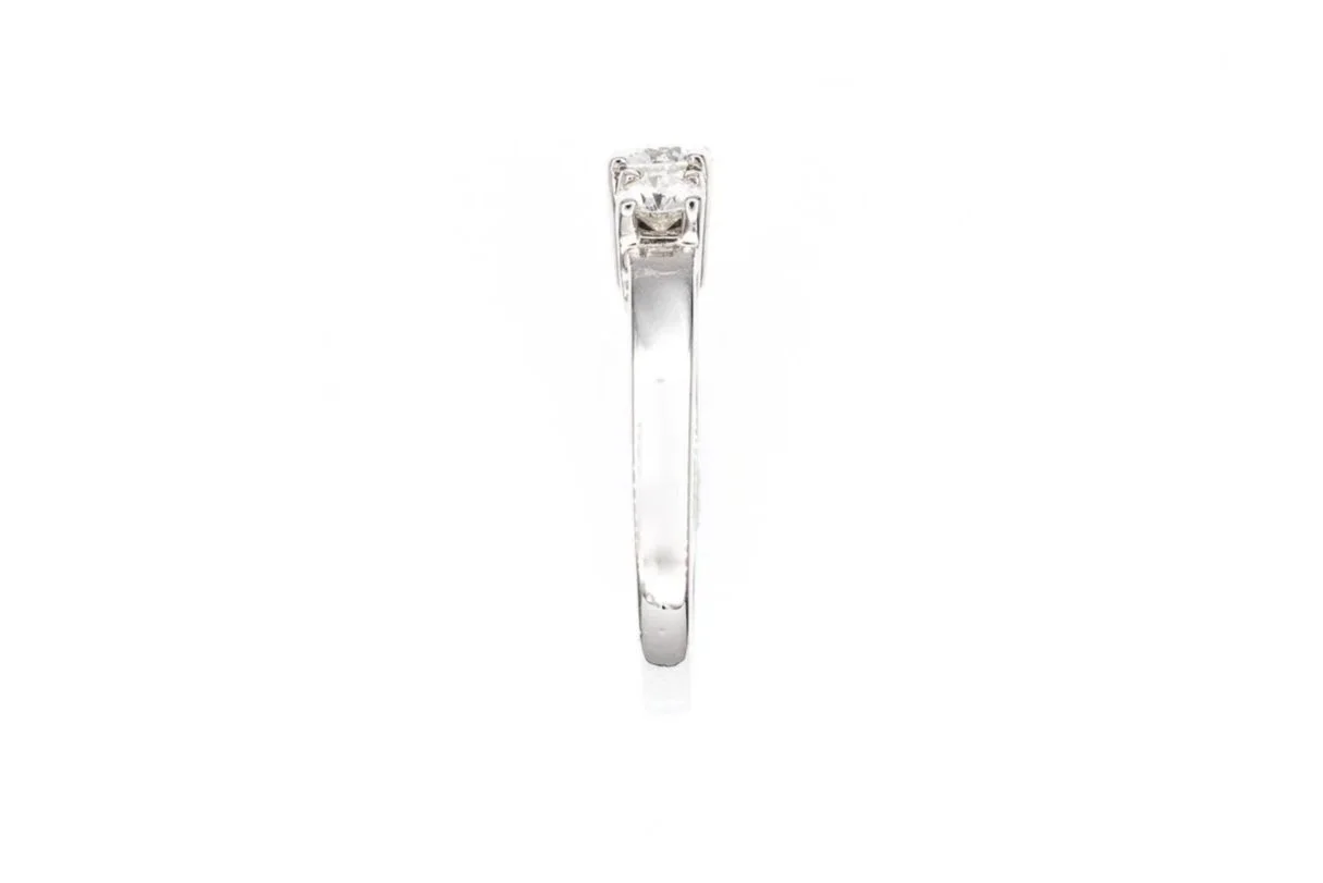 (S)White Gold Round Brilliant Cut Multi Diamond Ring