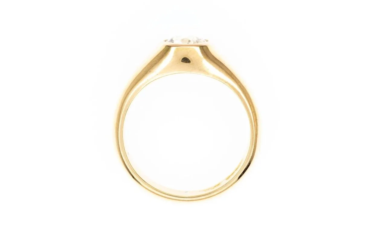 (F)Yellow Gold Solitaire Old Mine Cut Diamond Band