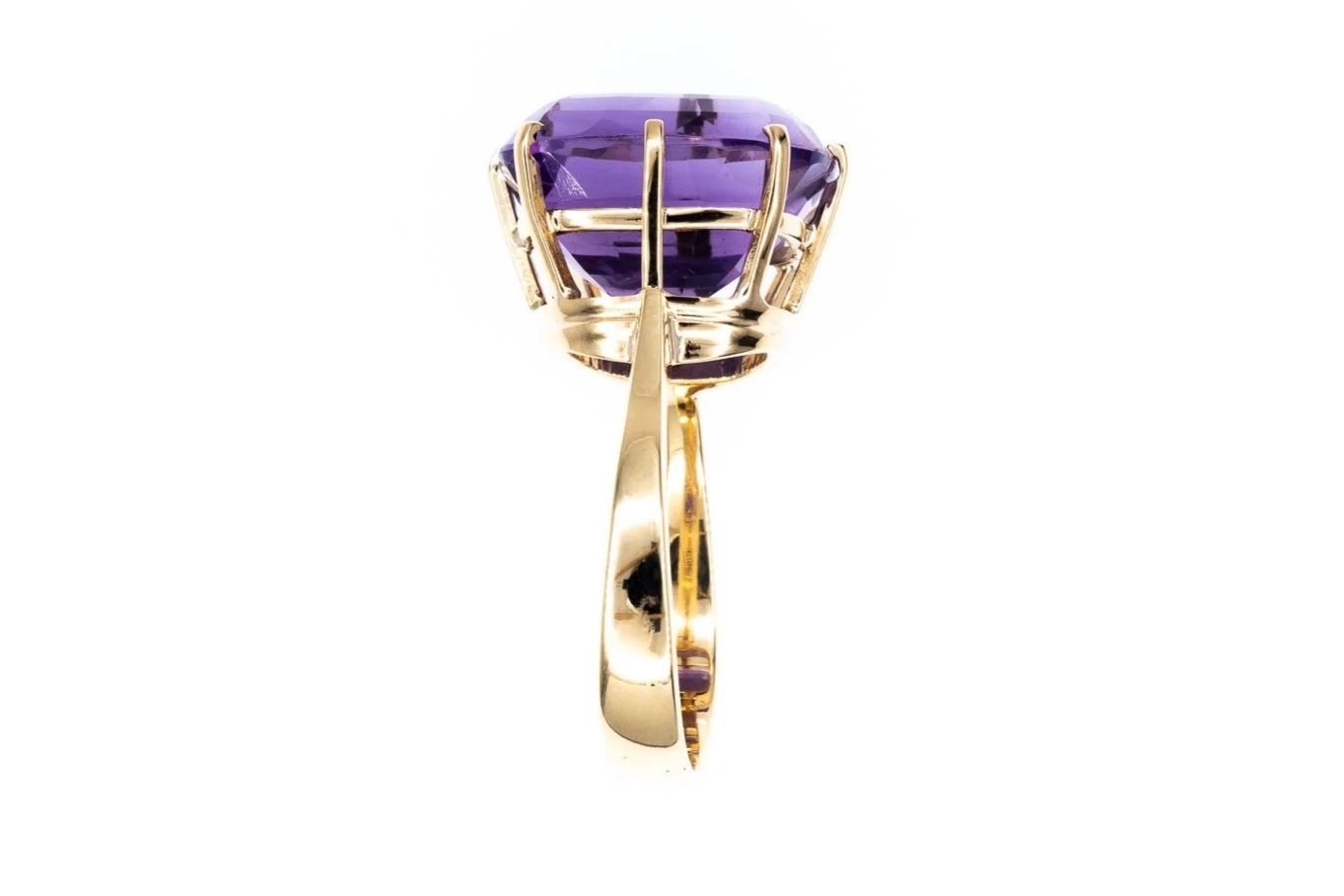 (S)Yellow Gold Solitaire Amethyst Gemstone Ring