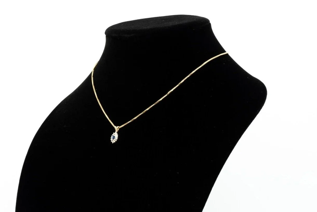 (S)Yellow Gold Diamond Sapphire Cluster Pendant