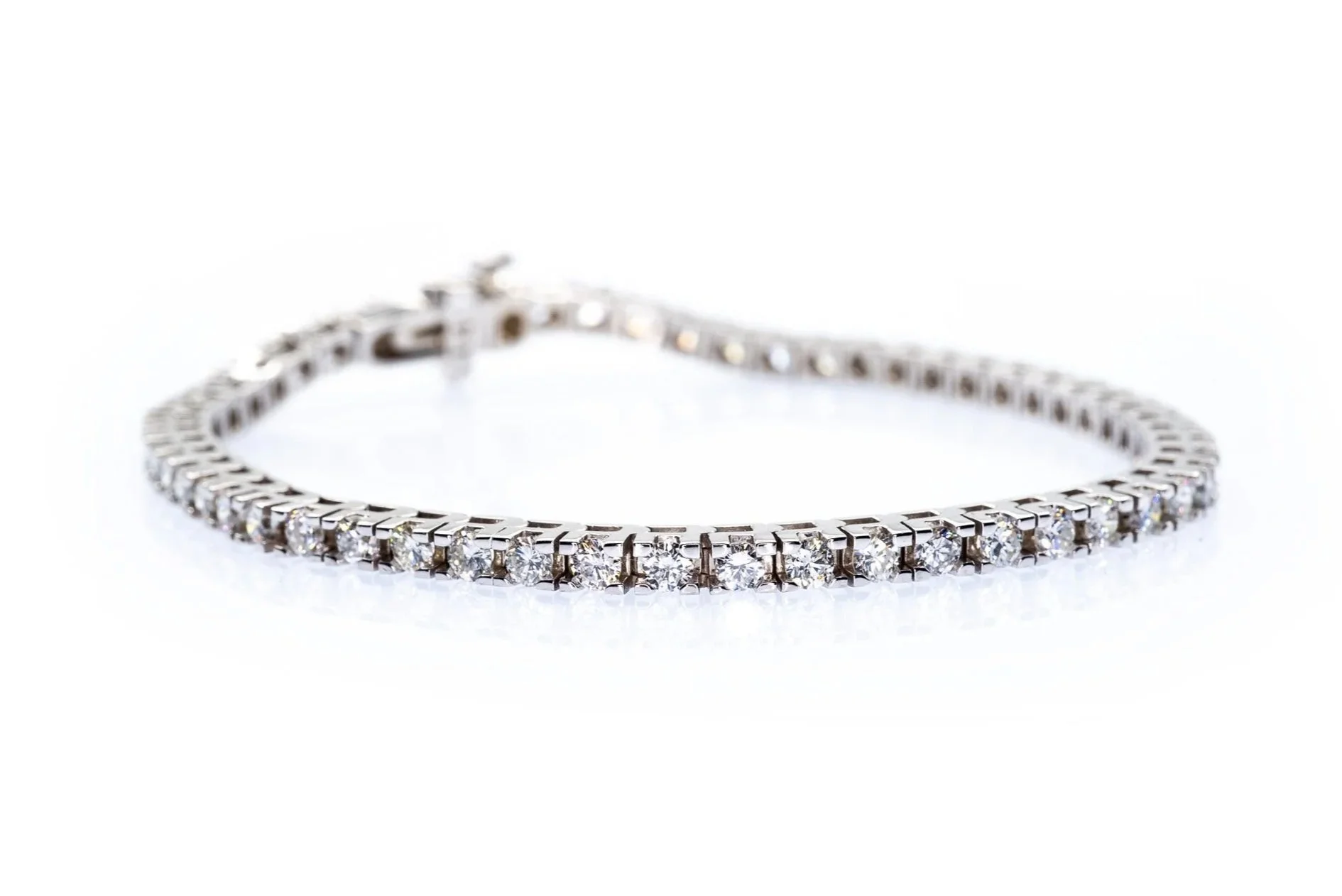 (F)White Gold Round Brilliant Cut Diamond Tennis Bracelet
