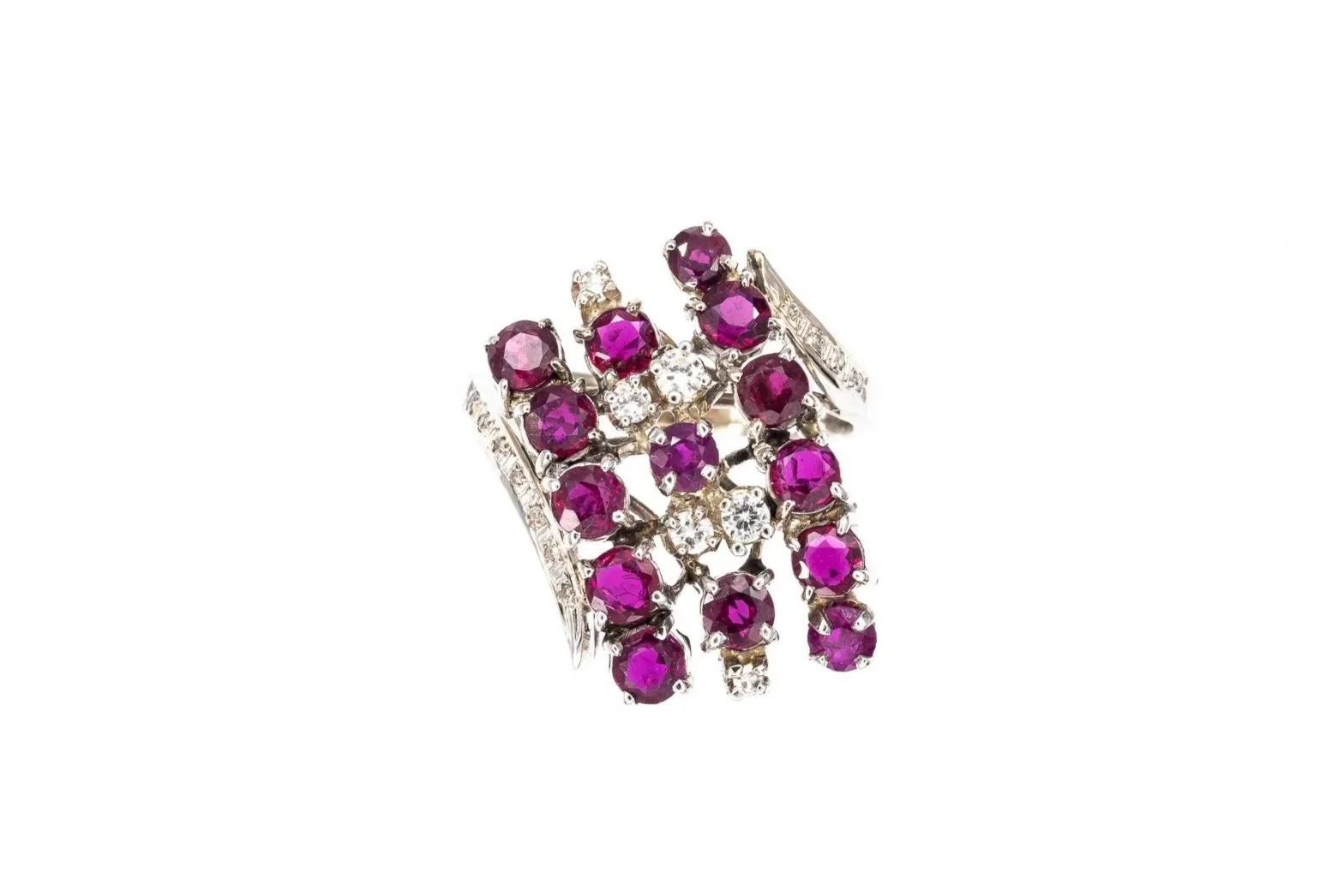 (T)White Gold Diamond Ruby Gemstone Ring