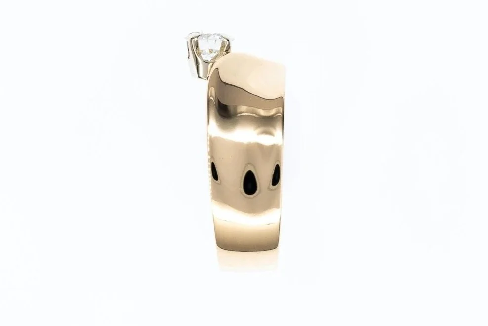 (S)Yellow Gold Solitaire Round Brilliant Cut Diamond Ring