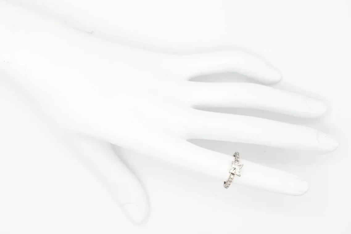 (H)White Gold Princess Cut Diamond Engagement Ring