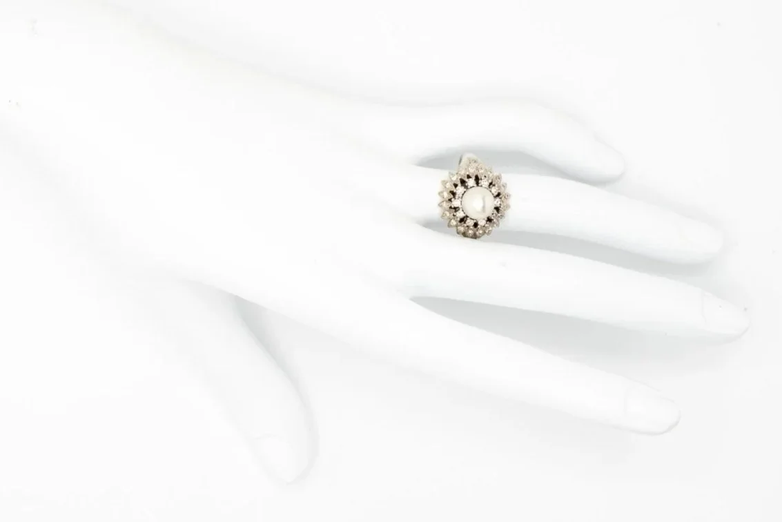 (H)White Gold Diamond Akoya Cultured Pearl Gemstone Ring