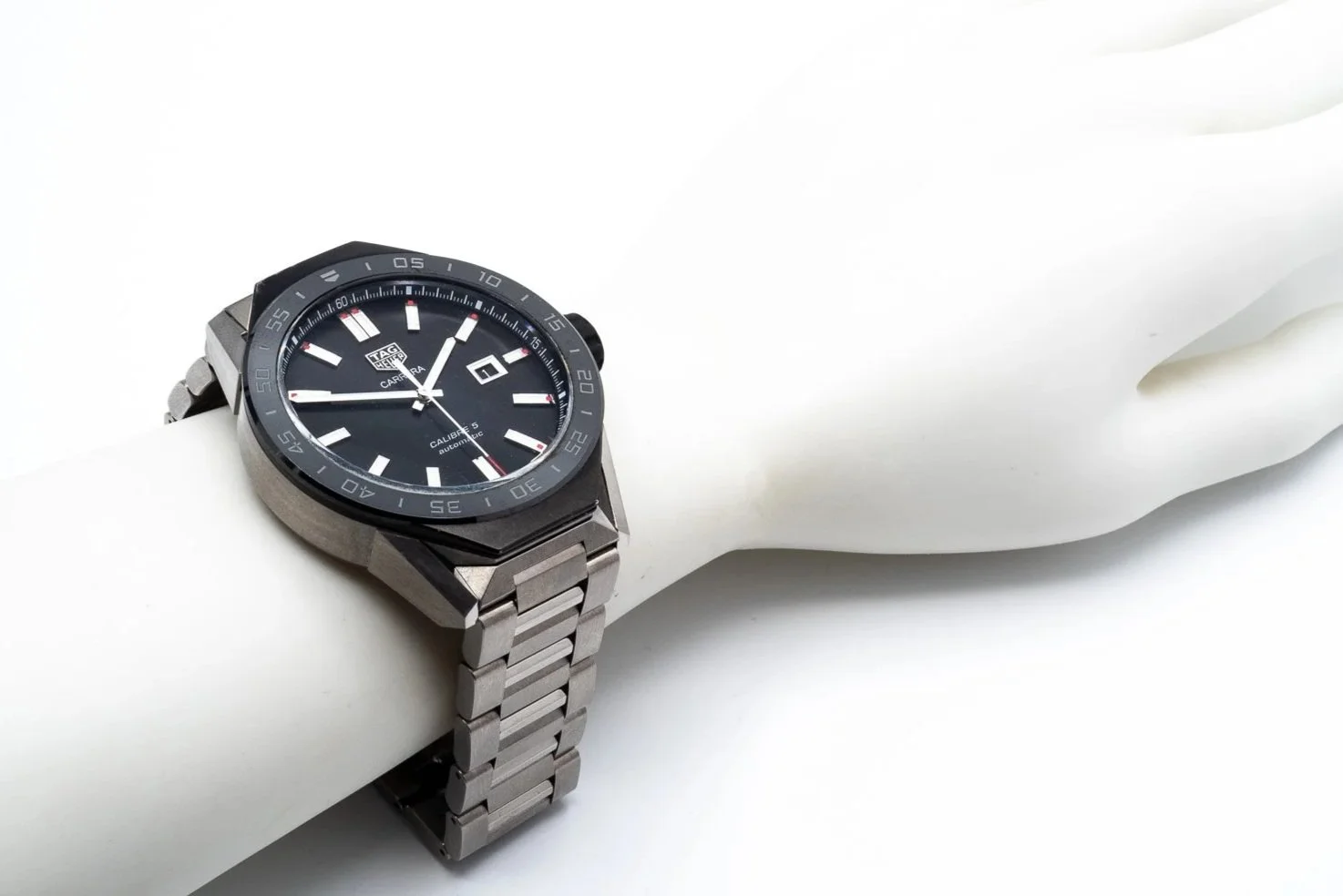 (W)45mm Titanium Tag Heuer Connected Carrera Calibre 5 Automatic Wristwatch