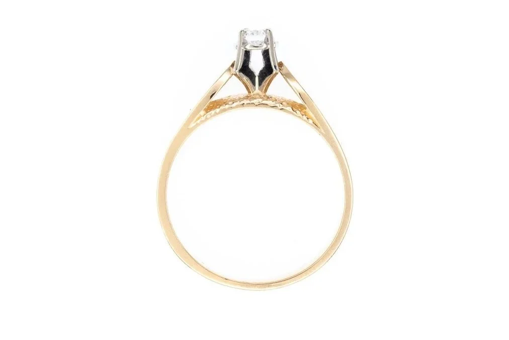 (F)Yellow Gold Solitaire Round Brilliant Cut Diamond Engagement Ring