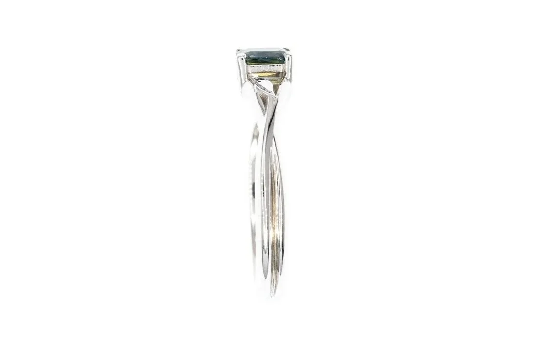 (S)White Gold Solitaire Green Sapphire Gemstone Ring