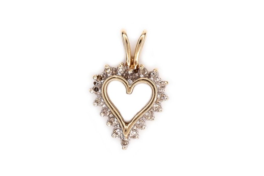 (T)Yellow Gold Single Cut Diamond Heart Pendant
