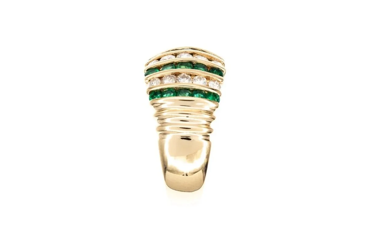 (S)Yellow Gold Round Brilliant Cut Diamond Emerald Gemstone Ring