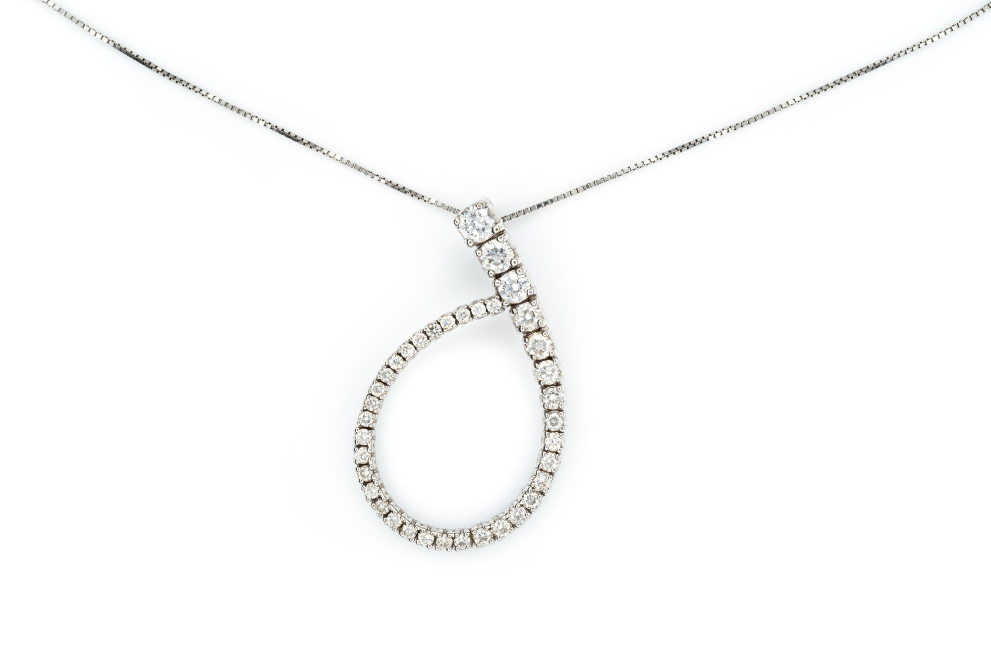 (T)White Gold Round Brilliant Cut Diamond Drop Slider Pendant