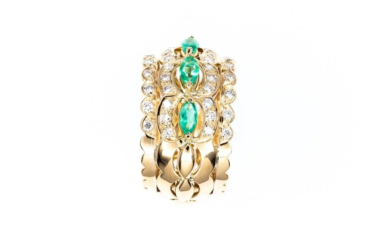 (S)Yellow Gold Diamond Emerald Gemstone Ring