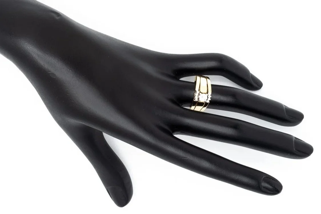 (H)Yellow White Gold Round Brilliant Cut Diamond Wedding Set