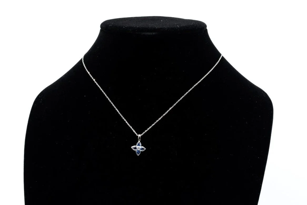 (F)White Gold Diamond Sapphire Drop Pendant