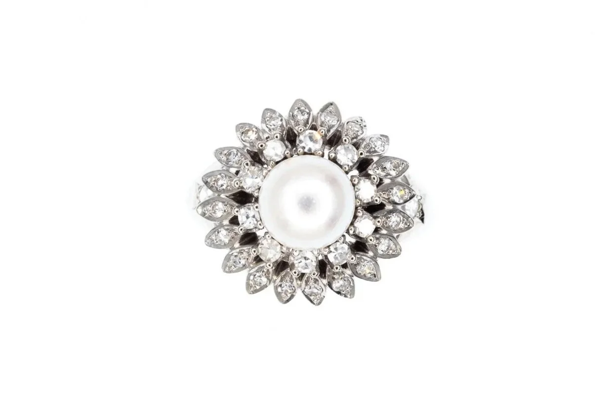 (T)White Gold Diamond Akoya Cultured Pearl Gemstone Ring