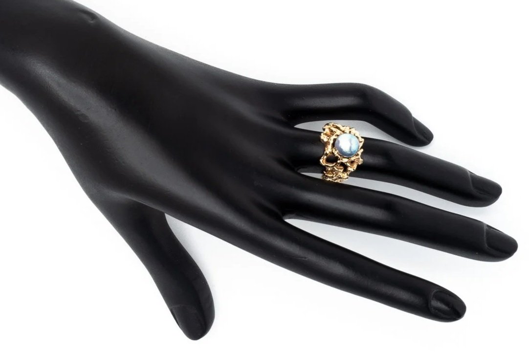 (H)Yellow Gold Solitaire Akoya Cultured Pearl Organic Gemstone Ring