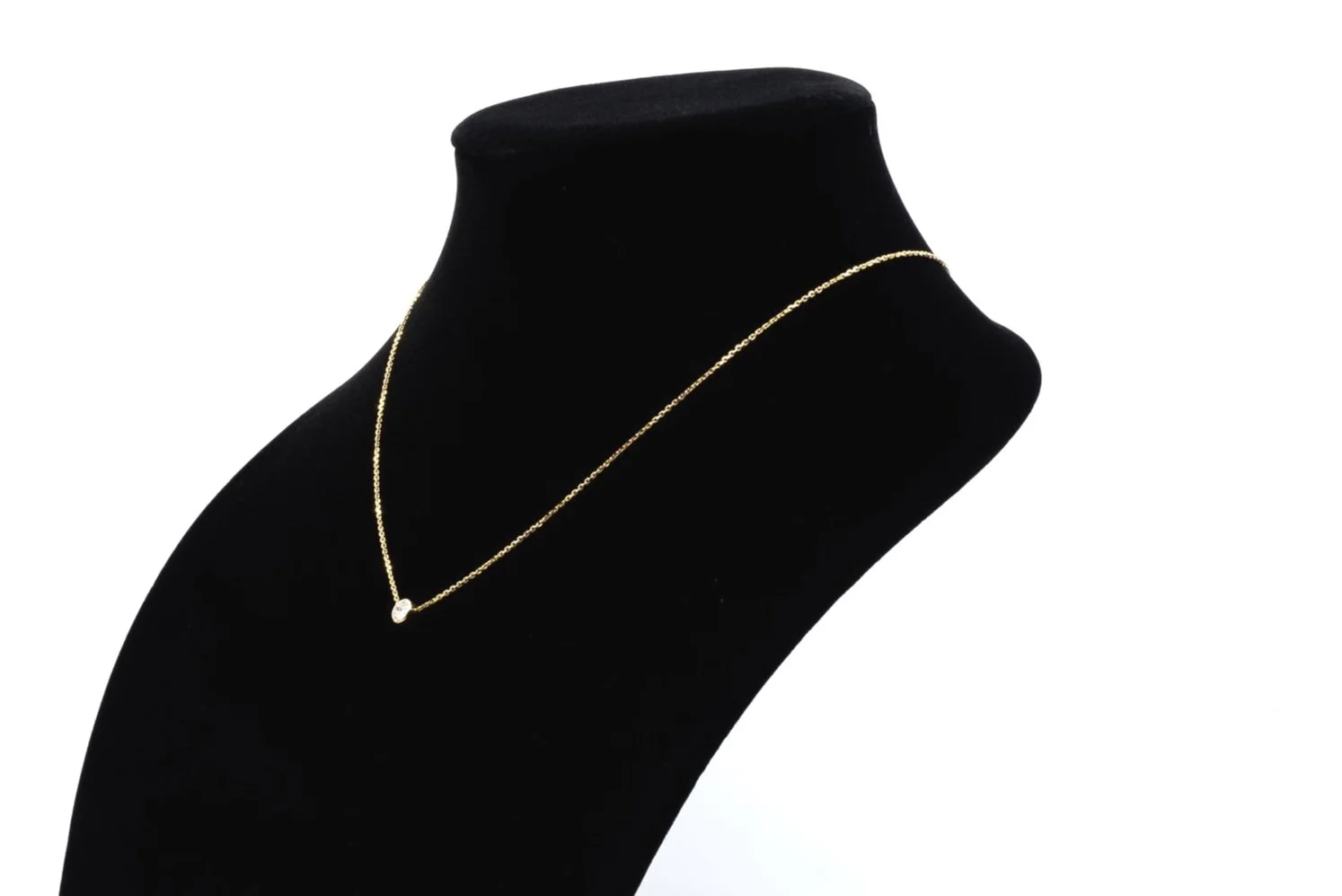 (S)Yellow Gold Solitaire Round Brilliant Cut Diamond Pendant