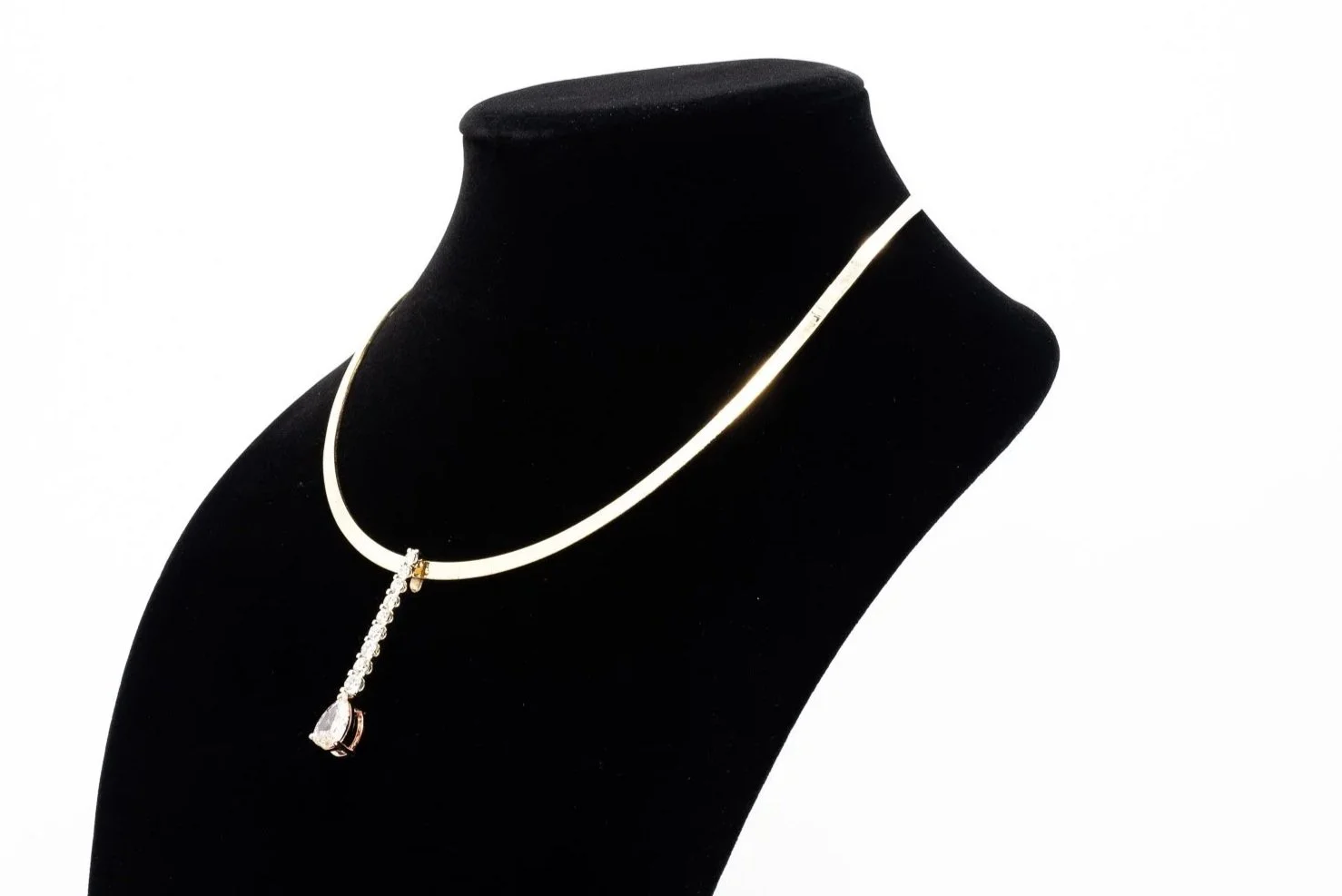 (S)White Rose Yellow Gold Pear Modified Brilliant Cut Diamond Drop Slider Pendant