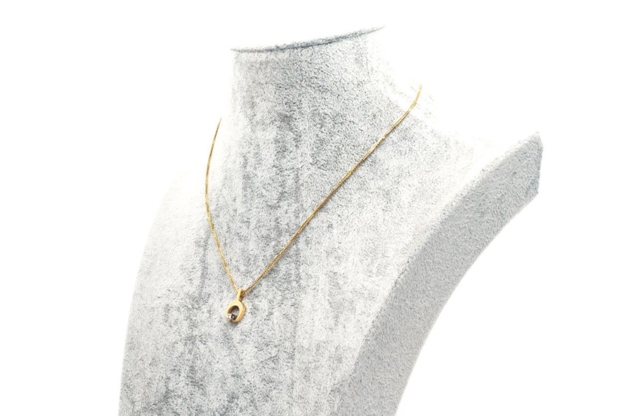 (S)Yellow Gold Solitaire Round Brilliant Cut Diamond Drop Pendant