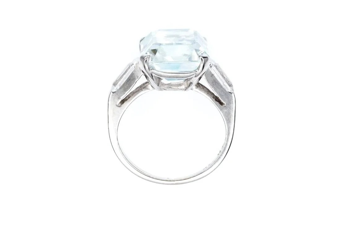 (F)White Gold White Blue Zircon Three-Stone Gemstone Ring