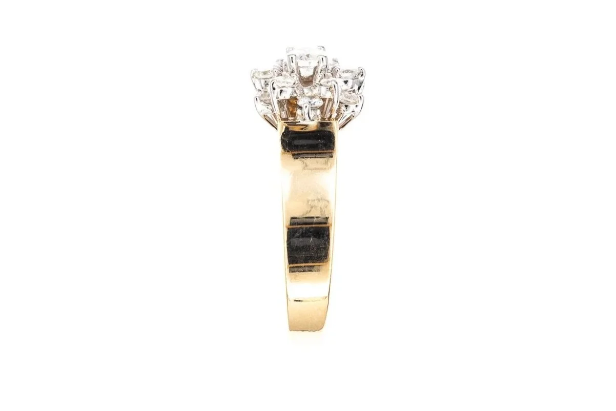 (S)Yellow White Gold Round Brilliant Cut Multi Diamond Cluster Ring