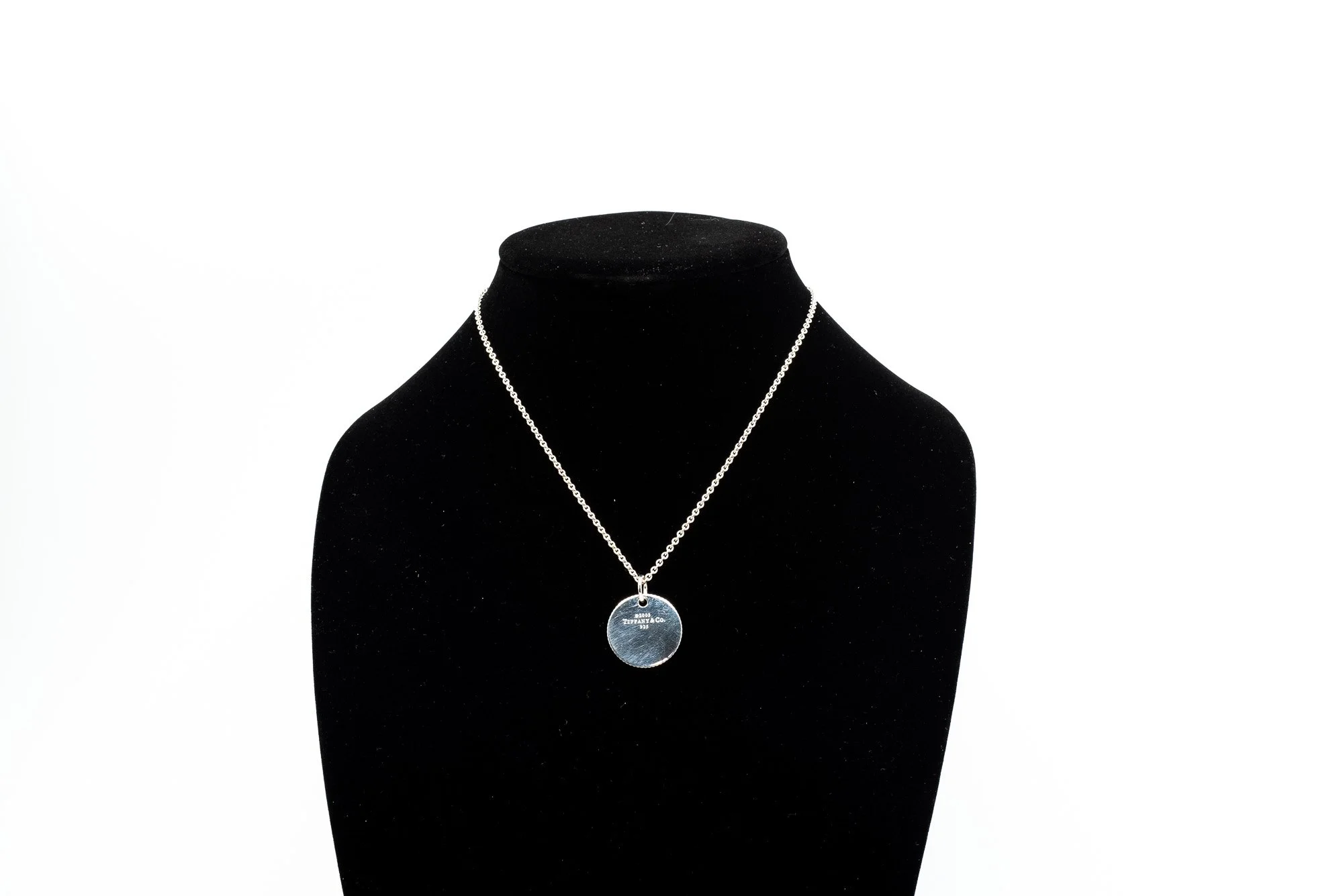 VDE-493 TIFFANY & Co.