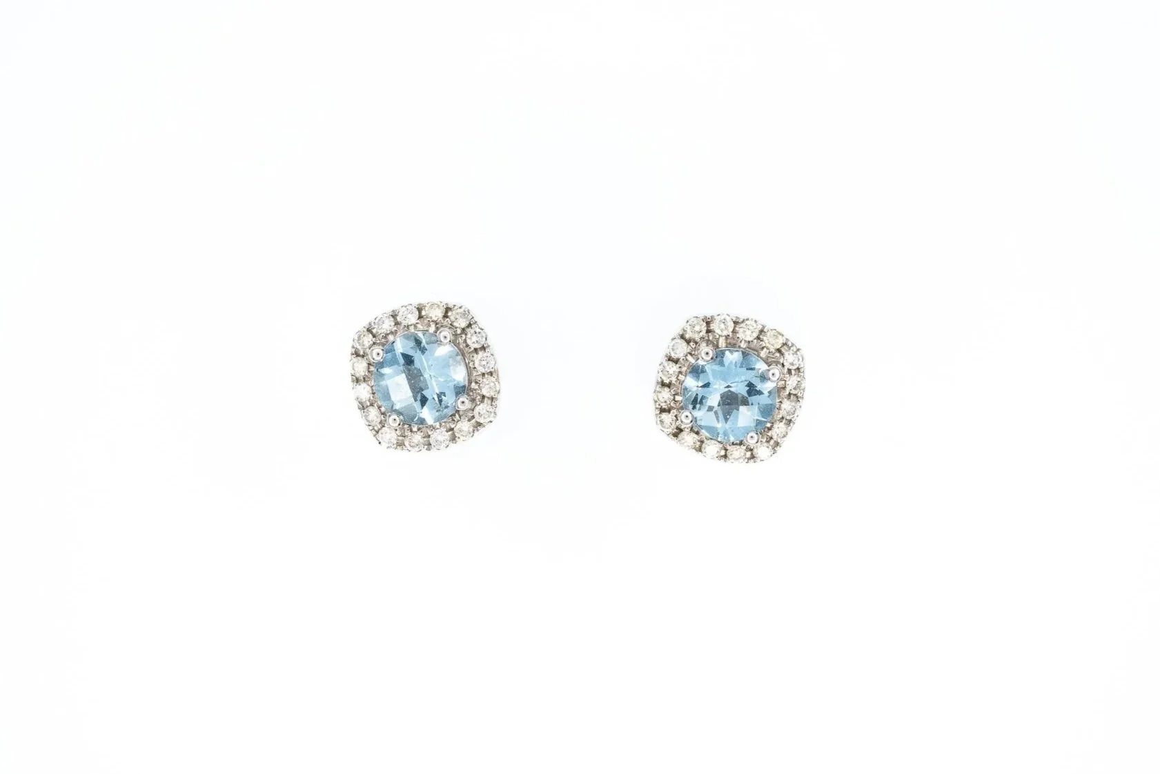 (T)White Gold Diamond Aquamarine Cushion Shaped Halo Style Stud Earrings