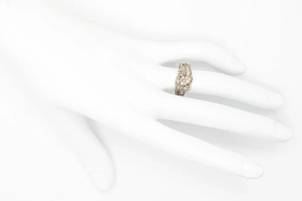 (H)White Gold Multi Diamond Ring