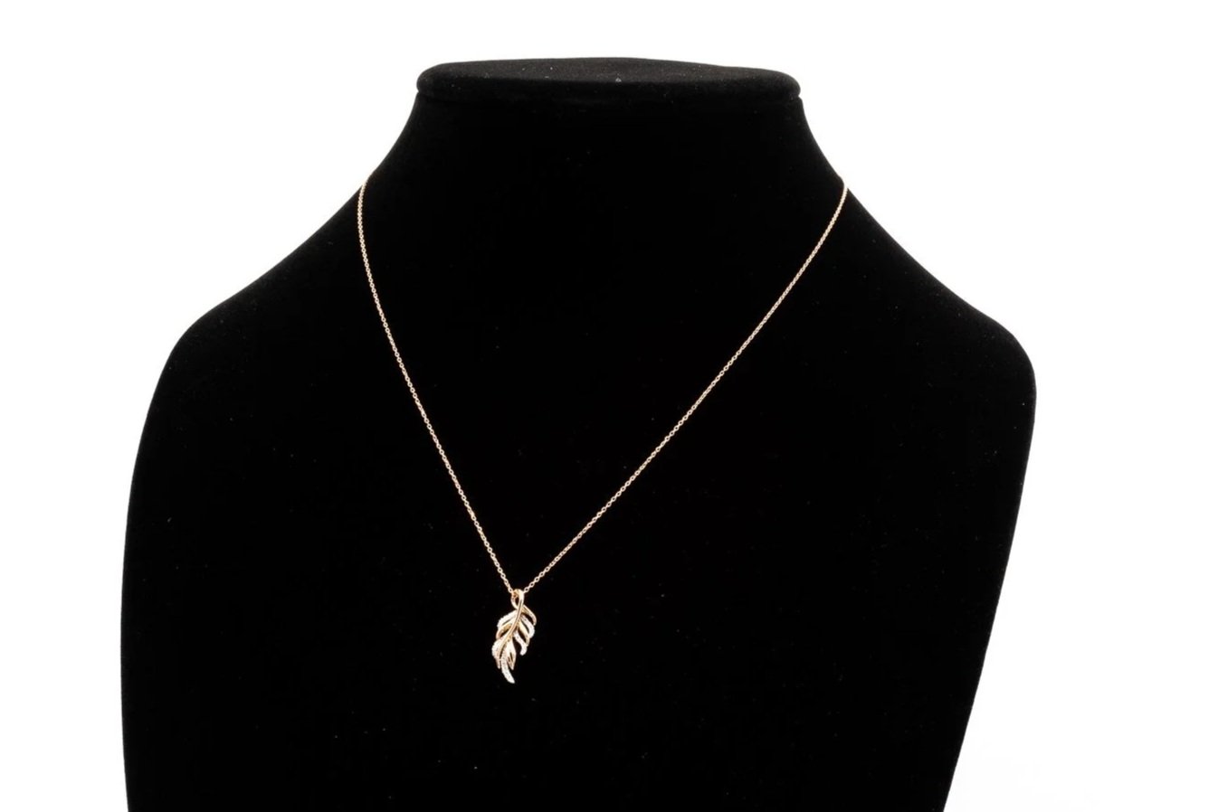 (F)White Rose Gold Round Brilliant Cut Diamond Feather Slider Pendant